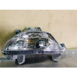 MAZDA 3 14- Поворотник в бампер перед лев