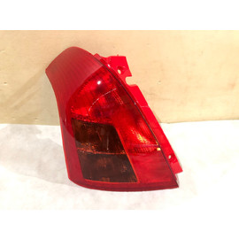 SWIFT 04-10 Фонарь задний лев