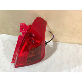 SWIFT 04-10 Фонарь задний прав