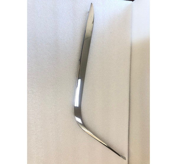 E38 7 95-01 Хром на молдинг бампера перед лев без парктр 95