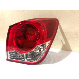 CRUZE 09- Фонарь задний прав (Китай)