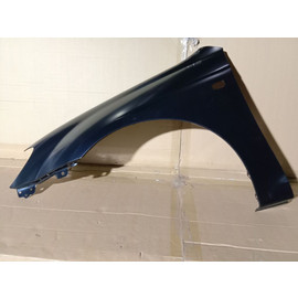 CERATO 04-08 Крыло лев с отв для повторителя