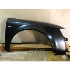 A4 01-05 Крыло прав с отв под поворотник UAF02-11402