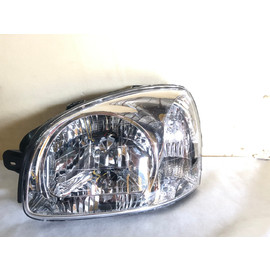 SANTA FE 01-06 Фара лев