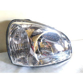 SANTA FE 01-06 Фара прав